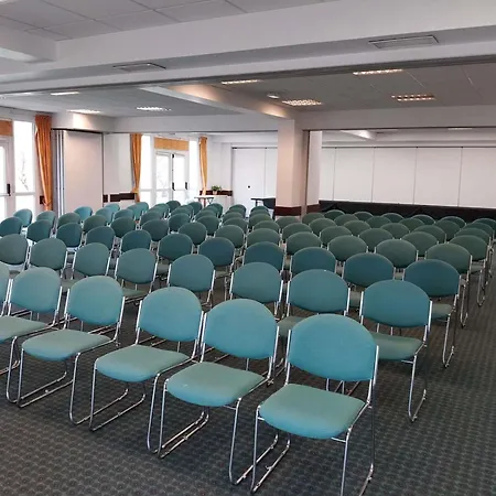 Ibis Отель 3*