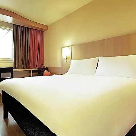 Ibis 3* Rambouillet