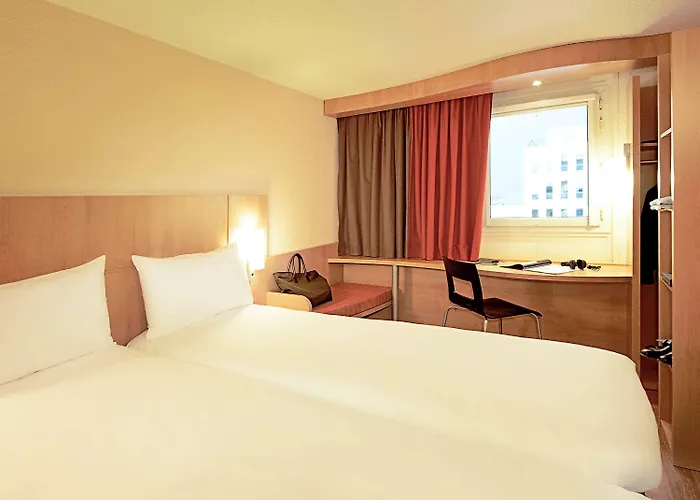 Ibis 3*